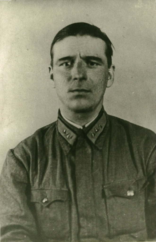 Матвеев Евграф Андреевич ст сержант Командир огнеметного взвода 2 б-на 19 ВДБр Матвеев Евграф Андреевич
